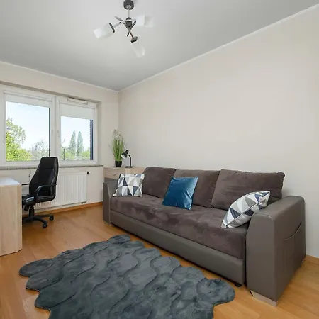 Rodzinny Z Dwiema Sypialniami I Balkonem We Wroclawiu By Renters Βρότσλαβ
